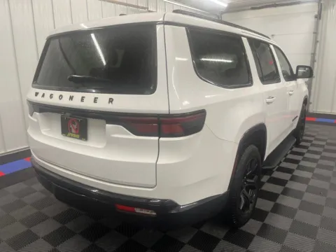 Another view of 2024 Jeep Wagoneer Series II for sale in Bridgeport, NY at Bridgeland Auto Brokers
