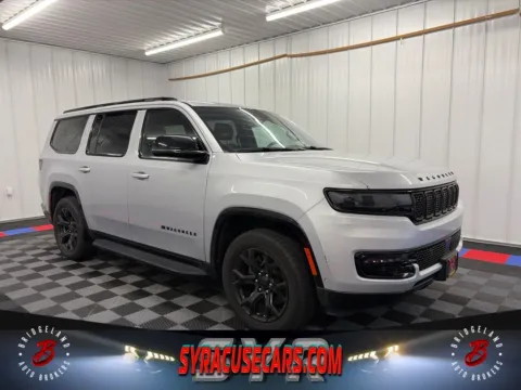 Silver 2024 Jeep Wagoneer Series II for sale in Bridgeport, NY
