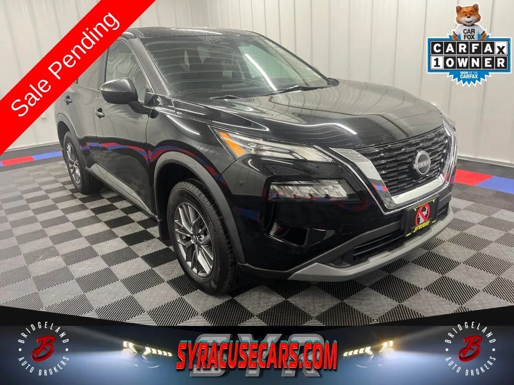 Black 2023 Nissan Rogue S for sale in Bridgeport, NY