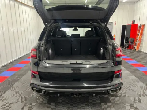 More photos of 2023 BMW X5 xDrive40i at Bridgeland Auto Brokers, NY
