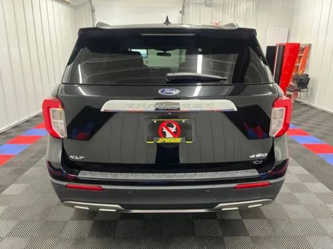 More photos of 2023 Ford Explorer XLT at Bridgeland Auto Brokers, NY