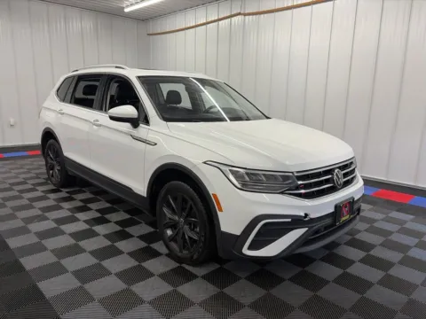 Photos of 2022 Volkswagen Tiguan 2.0T SE for sale in Bridgeport, NY at Bridgeland Auto Brokers