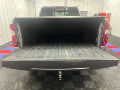 More photos of 2019 Chevrolet Silverado 1500 LT at Bridgeland Auto Brokers, NY