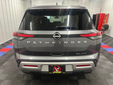 More photos of 2025 Nissan Pathfinder SL at Bridgeland Auto Brokers, NY