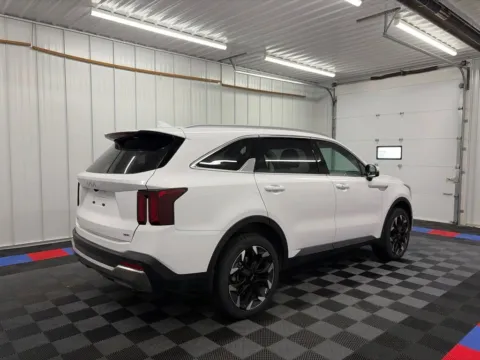 Another view of 2025 Kia Sorento X-Line EX for sale in Bridgeport, NY at Bridgeland Auto Brokers