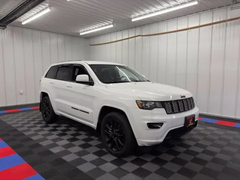 Another view of 2022 Jeep Grand Cherokee WK Laredo X for sale in Bridgeport, NY at Bridgeland Auto Brokers