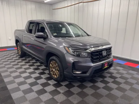 Photos of 2021 Honda Ridgeline RTL-E for sale in Bridgeport, NY at Bridgeland Auto Brokers