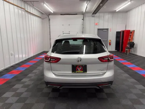More photos of 2018 Buick Regal TourX Preferred at Bridgeland Auto Brokers, NY
