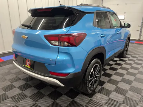 Another view of 2025 Chevrolet TrailBlazer LT for sale in Bridgeport, NY at Bridgeland Auto Brokers