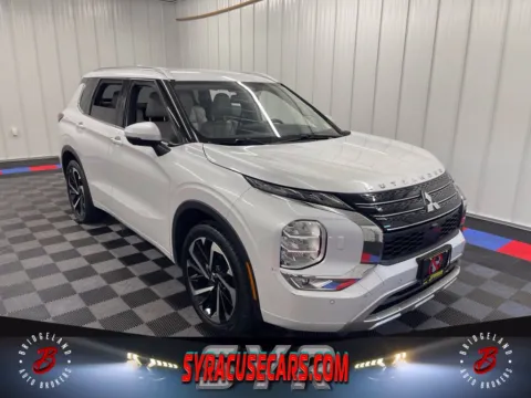 Unknown 2023 Mitsubishi Outlander SEL for sale in Bridgeport, NY