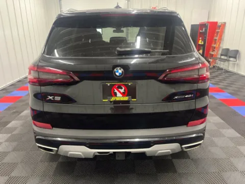 More photos of 2022 BMW X5 xDrive40i at Bridgeland Auto Brokers, NY