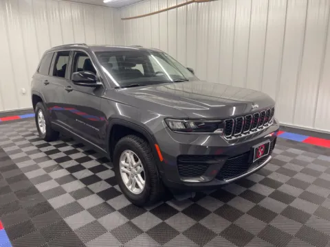Another view of 2023 Jeep Grand Cherokee Laredo for sale in Bridgeport, NY at Bridgeland Auto Brokers