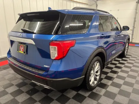 Another view of 2020 Ford Explorer XLT for sale in Bridgeport, NY at Bridgeland Auto Brokers