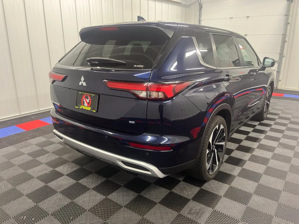 2022 Mitsubishi Outlander