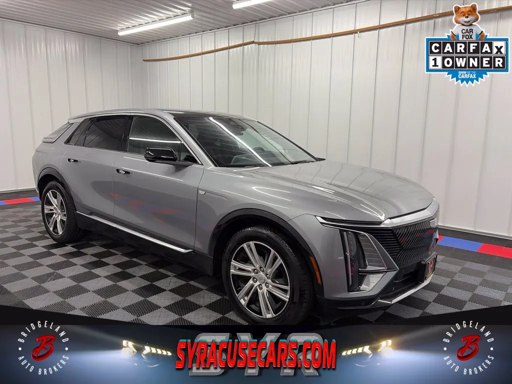 2024 Cadillac LYRIQ Tech