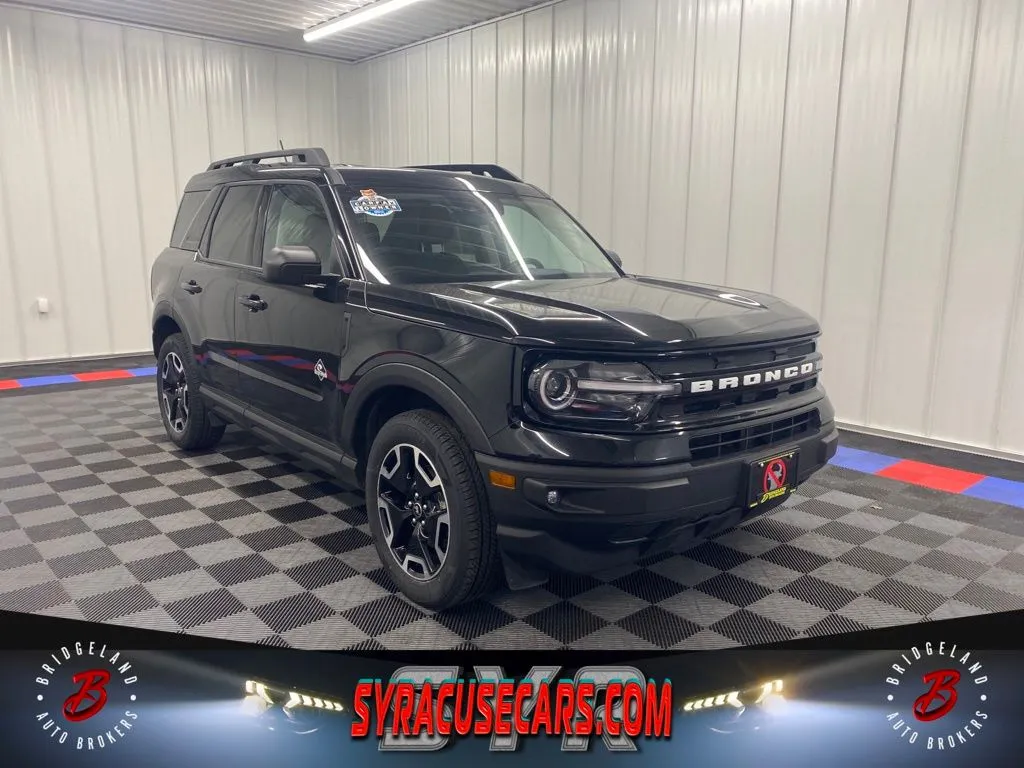 2023 Ford Bronco Sport Outer Banks for sale in Bridgeport, NY