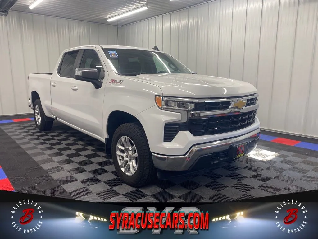 2022 Chevrolet Silverado 1500 LT for sale in Bridgeport, NY
