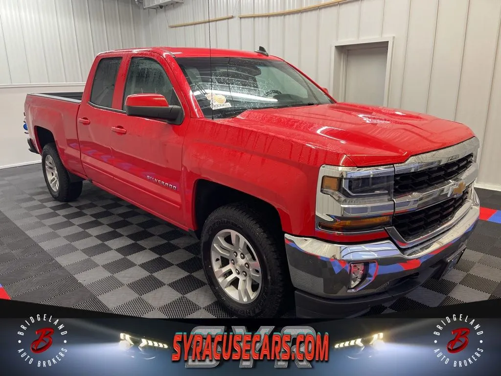 2017 Chevrolet Silverado 1500 LT for sale in Bridgeport, NY