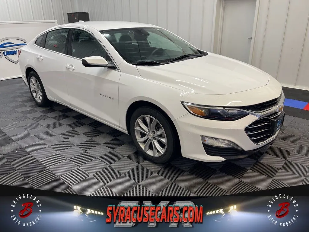2023 Chevrolet Malibu LT for sale in Bridgeport, NY