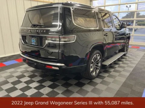 Another view of 2022 Jeep Grand Wagoneer Series III for sale in Bridgeport, NY at Bridgeland Auto Brokers