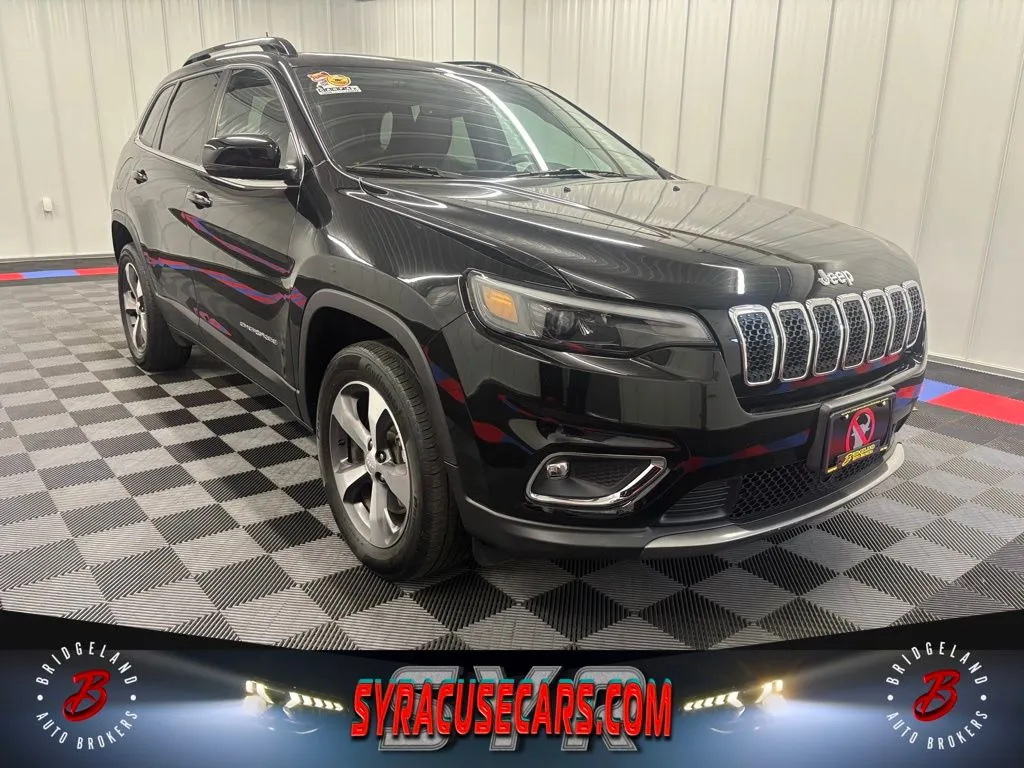 Black 2022 Jeep Cherokee Limited for sale in Bridgeport, NY