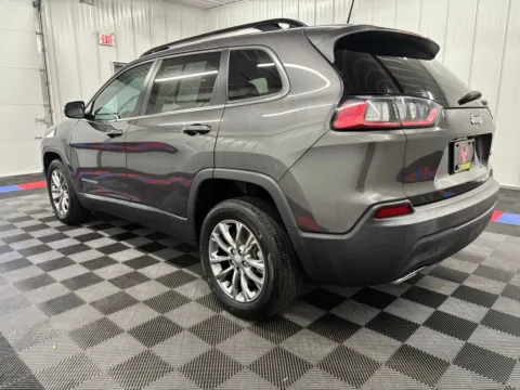 More photos of 2022 Jeep Cherokee Latitude Lux at Bridgeland Auto Brokers, NY
