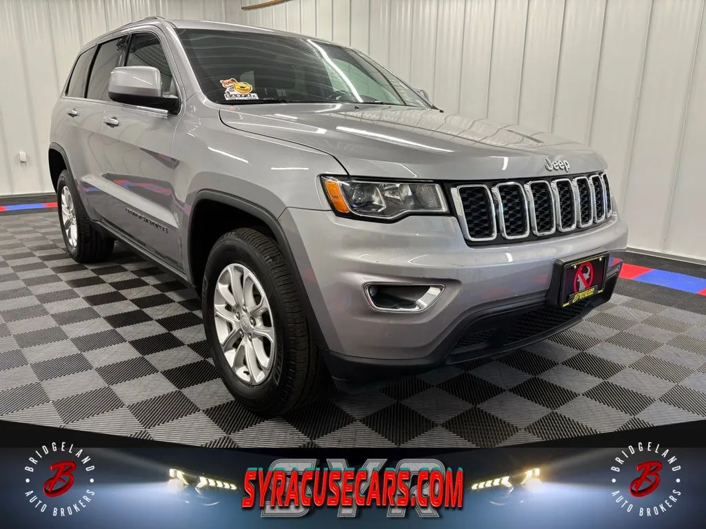 Silver 2021 Jeep Grand Cherokee Laredo E for sale in Bridgeport, NY