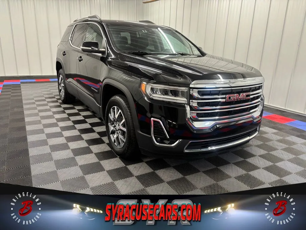 Black 2023 GMC Acadia SLT for sale in Bridgeport, NY