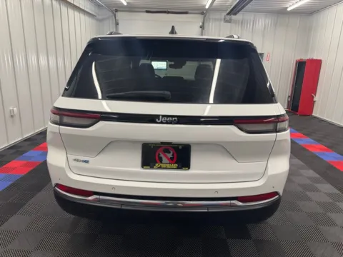 More photos of 2023 Jeep Grand Cherokee 4xe at Bridgeland Auto Brokers, NY