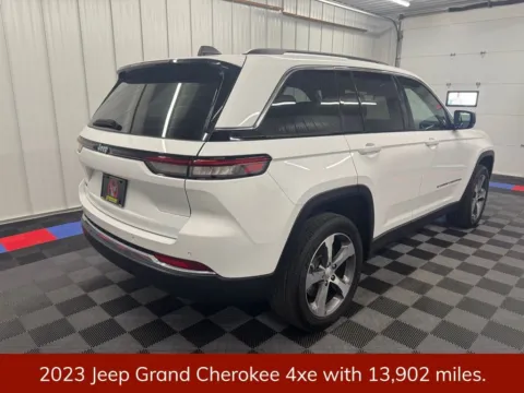 Another view of 2023 Jeep Grand Cherokee 4xe for sale in Bridgeport, NY at Bridgeland Auto Brokers