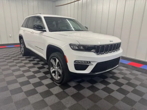 Photos of 2023 Jeep Grand Cherokee 4xe for sale in Bridgeport, NY at Bridgeland Auto Brokers