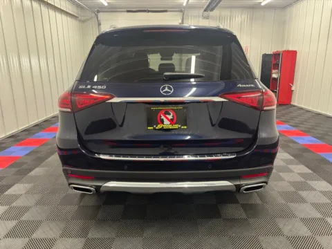 More photos of 2022 Mercedes-Benz GLE 450 at Bridgeland Auto Brokers, NY