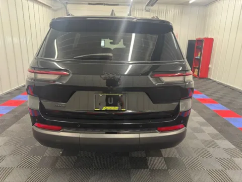 More photos of 2023 Jeep Grand Cherokee L Altitude at Bridgeland Auto Brokers, NY