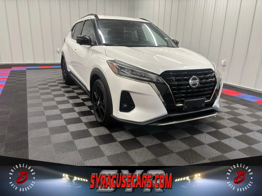 2021 Nissan Kicks SR for sale in Bridgeport, NY