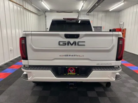 More photos of 2024 GMC Sierra 2500HD Denali Ultimate at Bridgeland Auto Brokers, NY