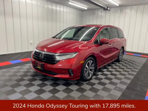 Another view of 2024 Honda Odyssey Touring for sale in Bridgeport, NY at Bridgeland Auto Brokers