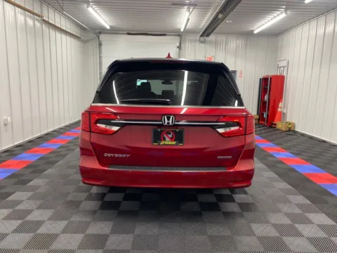 More photos of 2024 Honda Odyssey Touring at Bridgeland Auto Brokers, NY