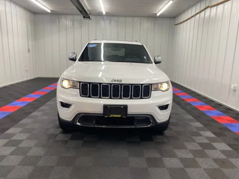 Photos of 2020 Jeep Grand Cherokee Limited for sale in Bridgeport, NY at Bridgeland Auto Brokers