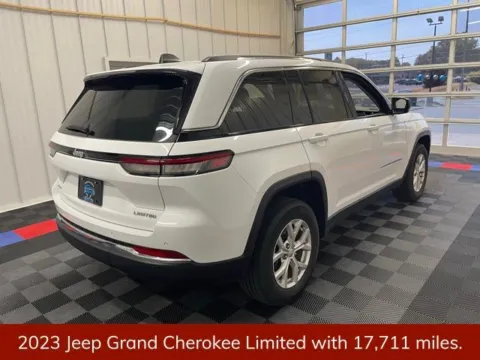 Another view of 2023 Jeep Grand Cherokee Limited for sale in Bridgeport, NY at Bridgeland Auto Brokers
