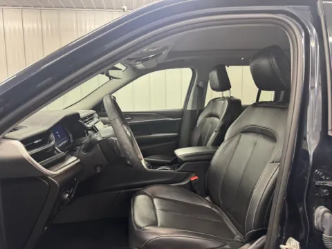 More photos of 2023 Jeep Grand Cherokee 4xe at Bridgeland Auto Brokers, NY