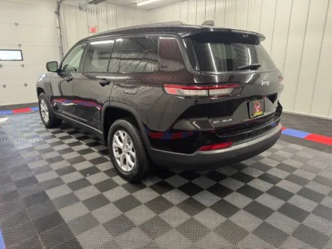More photos of 2022 Jeep Grand Cherokee L Limited at Bridgeland Auto Brokers, NY