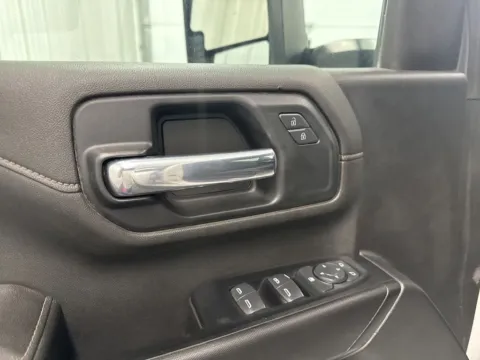 More photos of 2022 Chevrolet Silverado 3500HD LT at Bridgeland Auto Brokers, NY