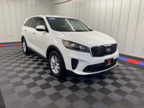 Photos of 2020 Kia Sorento LX for sale in Bridgeport, NY at Bridgeland Auto Brokers