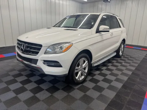 More photos of 2015 Mercedes-Benz M-Class ML 350 at Bridgeland Auto Brokers, NY