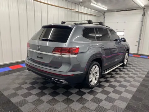 More photos of 2021 Volkswagen Atlas 3.6L V6 SE w/Technology at Bridgeland Auto Brokers, NY