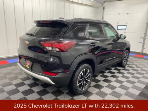 Another view of 2025 Chevrolet TrailBlazer LT for sale in Bridgeport, NY at Bridgeland Auto Brokers