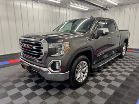 More photos of 2019 GMC Sierra 1500 SLT at Bridgeland Auto Brokers, NY