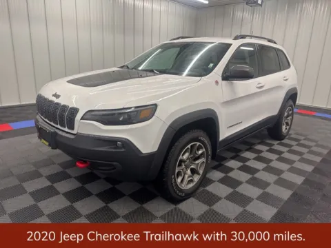 Another view of 2020 Jeep Cherokee Trailhawk for sale in Bridgeport, NY at Bridgeland Auto Brokers