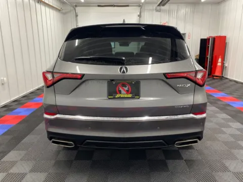 More photos of 2023 Acura MDX Advance at Bridgeland Auto Brokers, NY