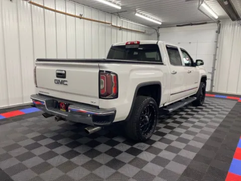 More photos of 2018 GMC Sierra 1500 SLT at Bridgeland Auto Brokers, NY